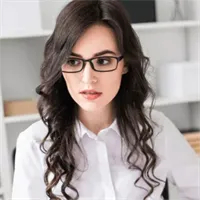 Фотография репетитора Батракова Ася Владимировна