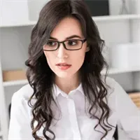 Фотография репетитора Батракова Ася Владимировна