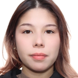 Фотография репетитора Каримова Алина Рустамовна