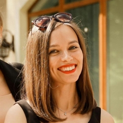 Фотография репетитора Фарухшина Айгуль Рашатовна