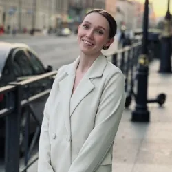 Фотография репетитора Сбродова Елена Сергеевна