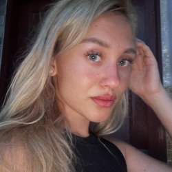 Фотография репетитора Зыкова София Андреевна