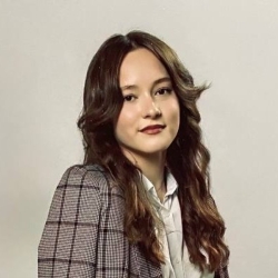 Фотография репетитора Кумпеева Диана Маликовна