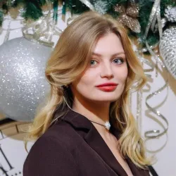 Фотография репетитора Багрецова Алина Александровна