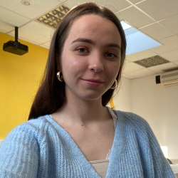 Фотография репетитора Челнокова Дарья Александровна