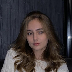 Фотография репетитора Бозина Арина Николаевна