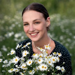 Фотография репетитора Акямсова Юлия Андреевна