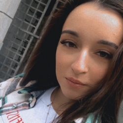 Фотография репетитора Хайрова Эмма Кареновна