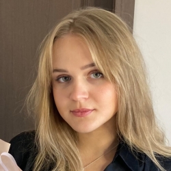 Фотография репетитора Милюкова Анастасия Александровна