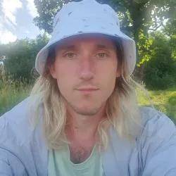 Фотография репетитора Попов Артем Сергеевич