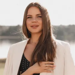 Фотография репетитора Романова Анастасия Владимировна