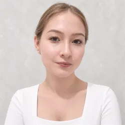Фотография репетитора Назырова Карина Расуловна