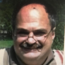 Фотография репетитора Петров Юрий Владимирович