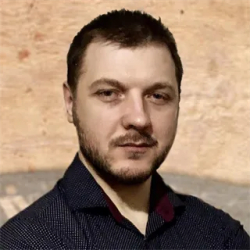 Фотография репетитора Ларионов Артем Владимировч