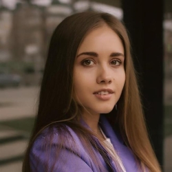 Фотография репетитора Солоненко Оксана Витальевна