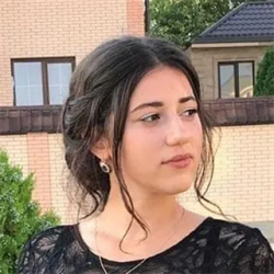 Фотография репетитора Магомедова Гуля Надыровна