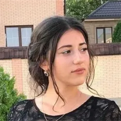 Фотография репетитора Магомедова Гуля Надыровна