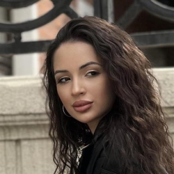 Фотография репетитора Алиева Арзу Назимовна