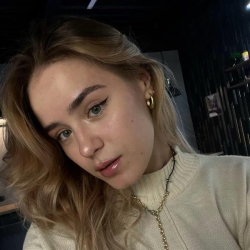 Фотография репетитора Петухова Екатерина Витальевна