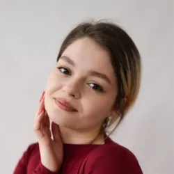 Фотография репетитора Гнетнева Арина Ивановна