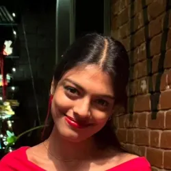 Фотография репетитора Мадукумар Сандя Деви Санти Кришна 