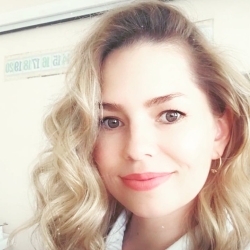 Фотография репетитора Брызгалова Лилия Шамильевна