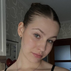 Фотография репетитора Скрынникова Арина Ильинична