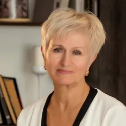 Фотография репетитора Долгобаева Нина Николаевна