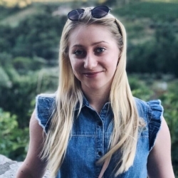 Фотография репетитора Есаян Софья Арменовна