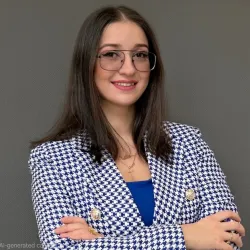 Фотография репетитора Саядова Натиа Вахтанговна
