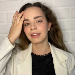 Фотография репетитора Зайцева Анастасия Юрьевна