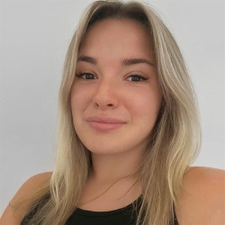 Фотография репетитора Струкова Алина Владимировна