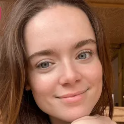 Фотография репетитора Моллой Рони Мария Ронановна