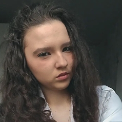 Фотография репетитора Черняева Алиса Сергеевна