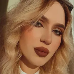 Фотография репетитора Леухина Анастасия Олеговна