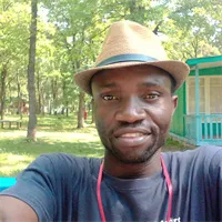 Фотография репетитора Базиа Доминик 