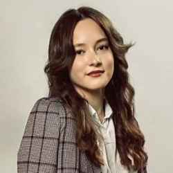 Фотография репетитора Кумпеева Диана Маликовна