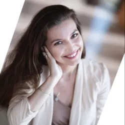 Фотография репетитора Никитина Екатерина Андреевна