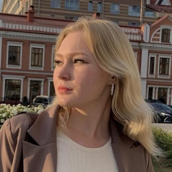 Фотография репетитора Алексеева Анна Дмитриевна