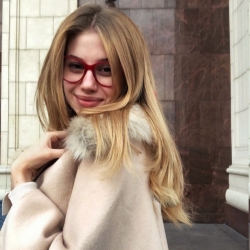 Фотография репетитора Сухарева Ольга Олеговна