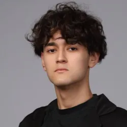 Фотография репетитора Шавалеев Эдгар Маратович