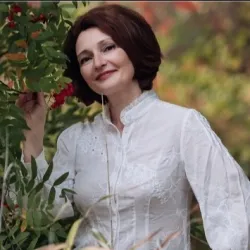 Фотография репетитора Тарханова Елена Валерьевна