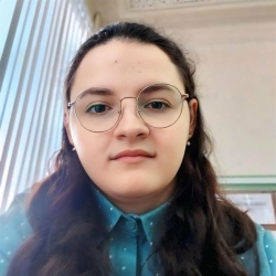 Фотография репетитора Камбурлеева Алина Андреевна