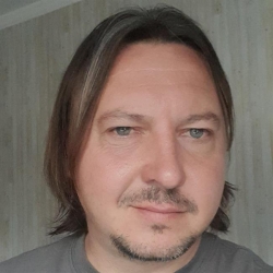 Фотография репетитора Овчинников Юрий Васильевич