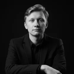 Фотография репетитора Угач Павел Александрович