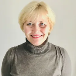 Фотография репетитора Ефремова Оксана Васильевна