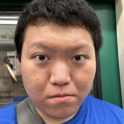 Фотография репетитора Лю Жэньи 