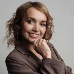 Фотография репетитора Горланова Оксана Викторовна