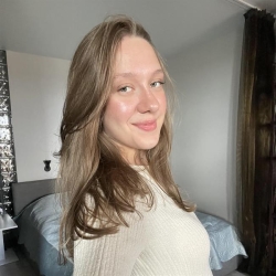 Фотография репетитора Маркова Полина Дмитриевна