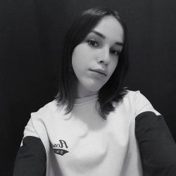 Фотография репетитора Русских Дарья Евгеньевна